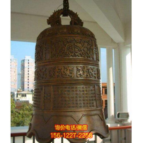 黃銅鑄造雕塑，裝點寺廟景區