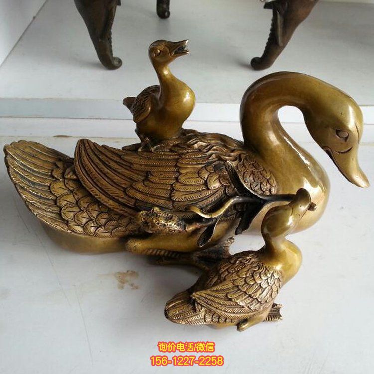 景區鑄玻璃鋼仿銅天鵝鑄造 歐式抽像情侶天鵝擺件