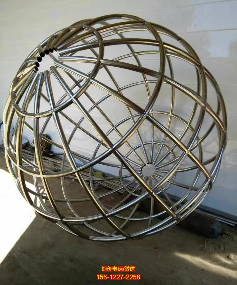 創意不銹鋼鏤空戶外裝飾品工藝鏤空球雕塑
