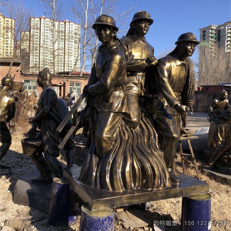 玻璃鋼消防戰士雕塑,消防員滅火雕塑